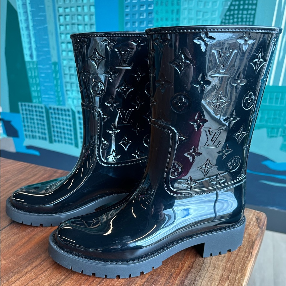 Black Louis Vuitton Drops Half Rain Boot size 38
